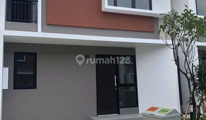 Jual rumah 2 lantai di sumarecon siap huni 2