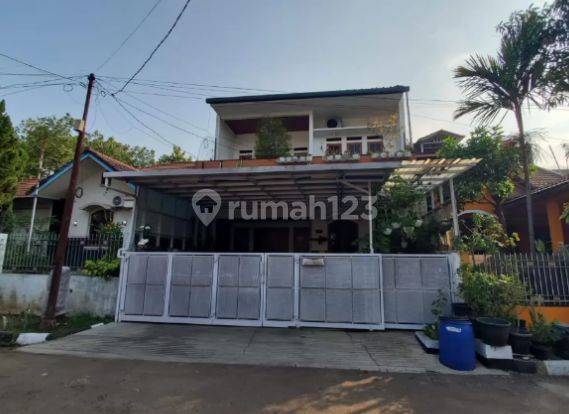 Di jual rumah siap huni dalam komplek antapani 1