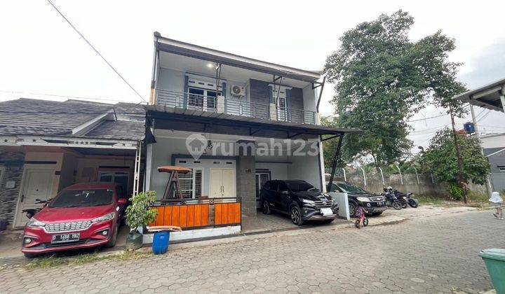 Jual rumah 2 lantai one gate system dalam komplek cisaranten 1