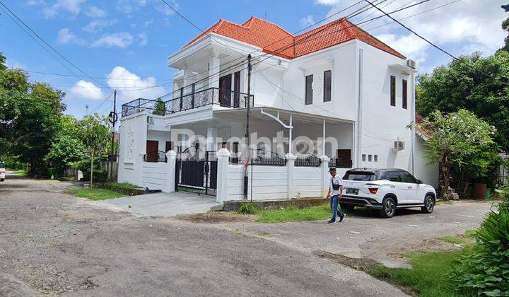 Rumah baru 2 lantai style Eropa classic dengan pilarvyang kokoh dan megah 1