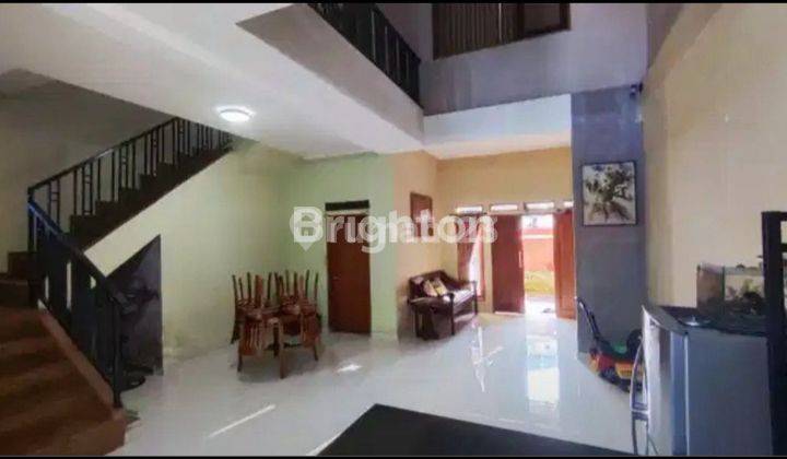 Semi furnished 2-storey ready to move in house in a super strategic location near the city center and business center in North Denpasar 2