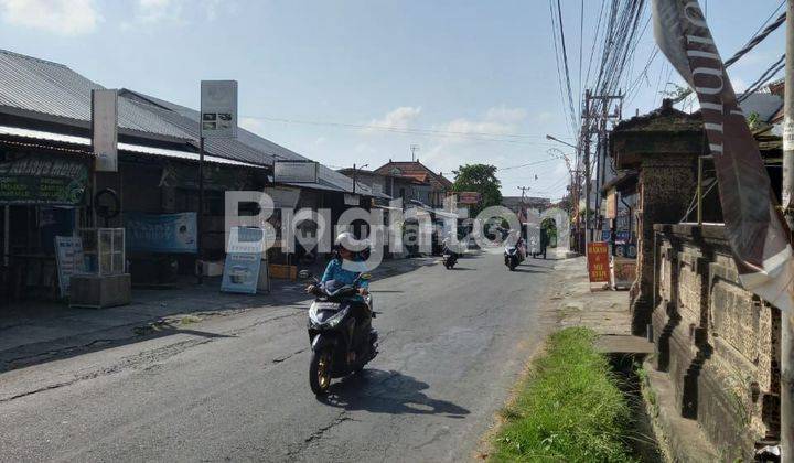 Toko di Padang Sambian Denpasar, dijalur utama 2