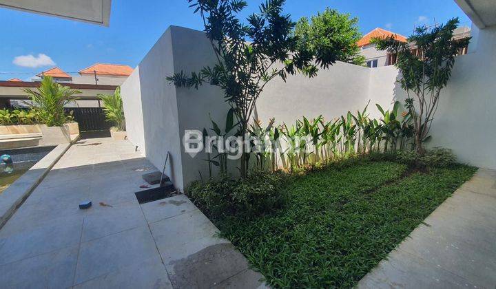 Luxurious Modern Living Villa at Sanur Kauh. 2