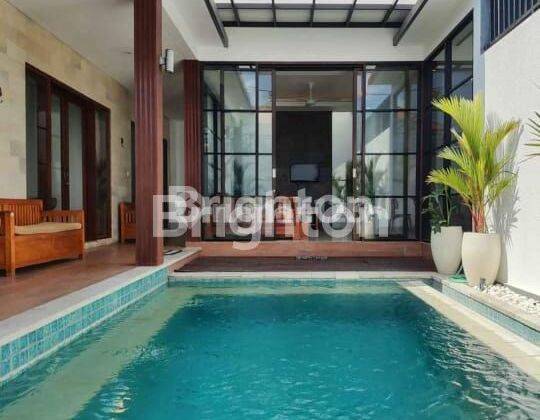 Beautiful Villa Super Premium Location in Kerobokan Kelod North Kuta 1