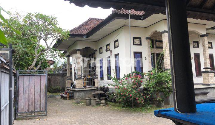 Rumah style Bali dibawah 1 M dilahan 400 m² di Desa Dauhwaru Jembrana Bali 2