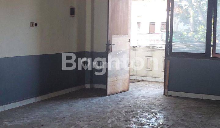 RUKO – LOKASI SUPER STRATEGIS DI BYPASS KEDIRI, TABANAN Ruko dengan lokasi premium di Jalan Bypass Kediri, Tabanan – area berkembang dengan akses mudah ke pusat bisnis, kuliner, dan perkantoran. 1