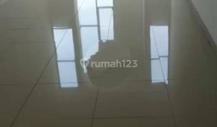 Ruko di Jalan Taman Kopo Indah Bagus 1