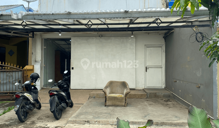 Dijual Cepat Bekas Klinik Bisa Untuk Ruang Usaha Pinggir Jalan Tol Becakayu 2