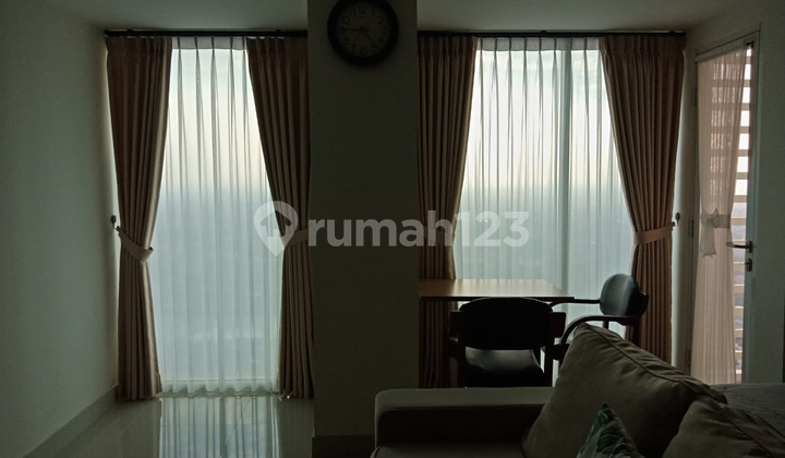 Apartemen Studio Cantik Strategis Dekat Tol Becakayu di Grand Kamala Lagoon 2