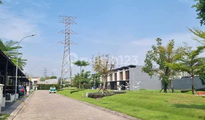 Dijual Rumah Citraland Greenlake Depan Taman Semi Furnish