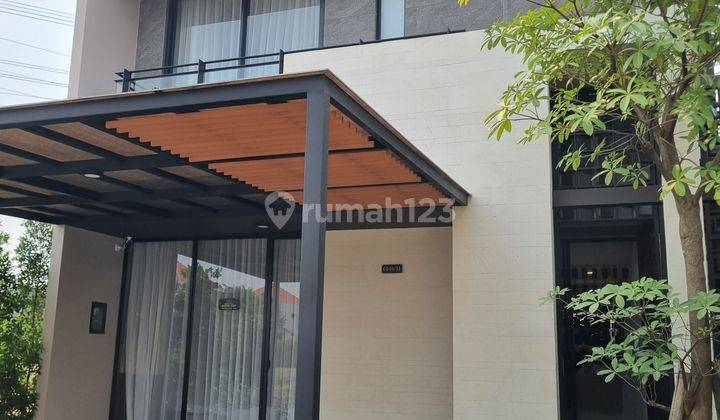 Free PPN Rumah Citraland Surabaya Barat Modern Baru Gress 2