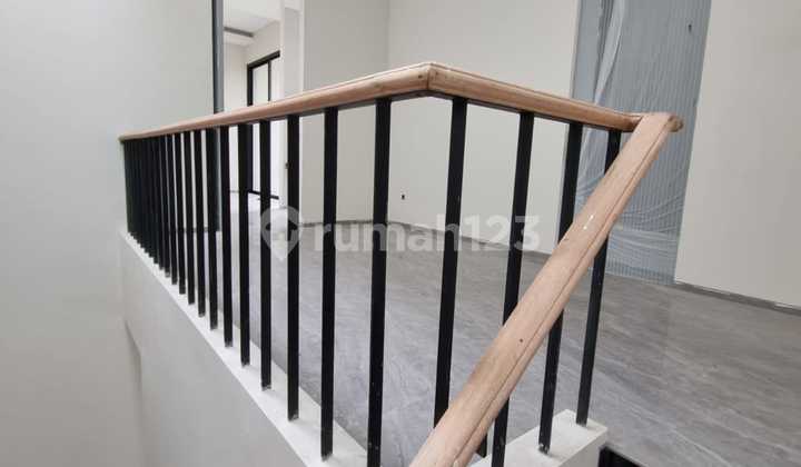 Dijual Rumah Wisata Bukit Mas Surabaya Baru Gress High Quality 2