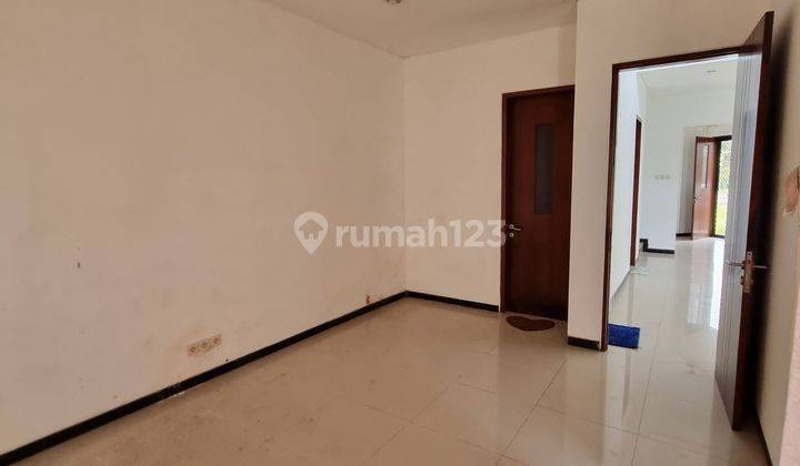 Rumah di Royal Residence Wiyung Surabaya Cluster Depan 2