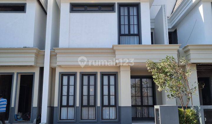 Rumah Dian Istana Surabaya area Graha Famili American Style 1