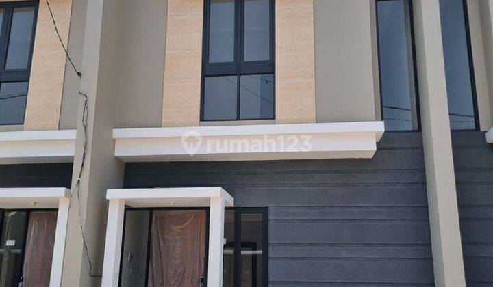 Rumah Baru 2 Lantai Free Biaya2 Di Gunungsari Indah Wiyung 1