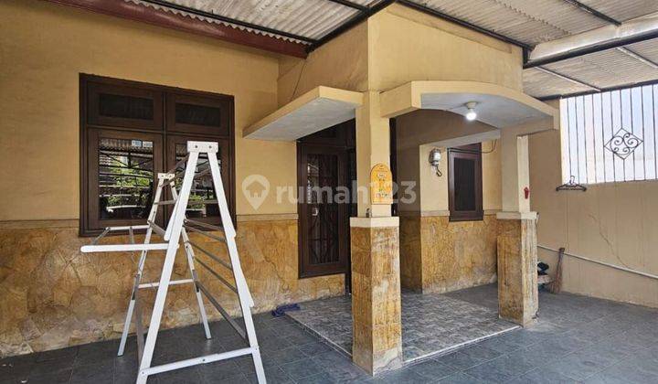 Rumah Taman Pondok Indah Wiyung Bagus dan Terawat  2