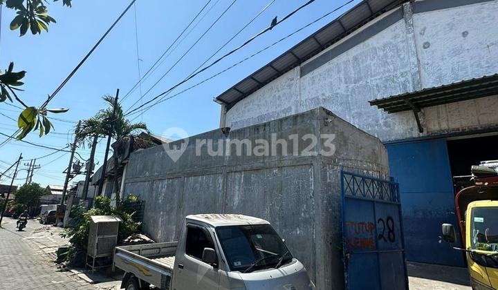 Warehouse for Sale in Banyu Urip Area, West Surabaya, Near Toll Gate Entrance