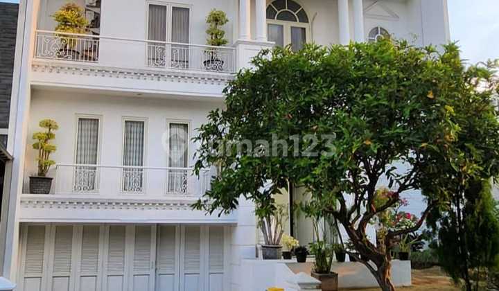 Dijual Rumah Mewah Pakuwon Indah Surabaya Barat Classic Split Level