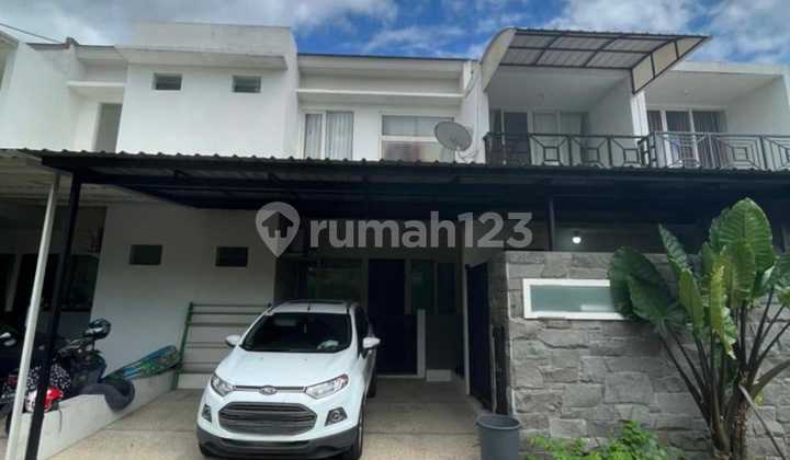 Dijual Rumah Full Furnish Decasa Residence Surabaya Barat Dekat Citraland & Wiyung