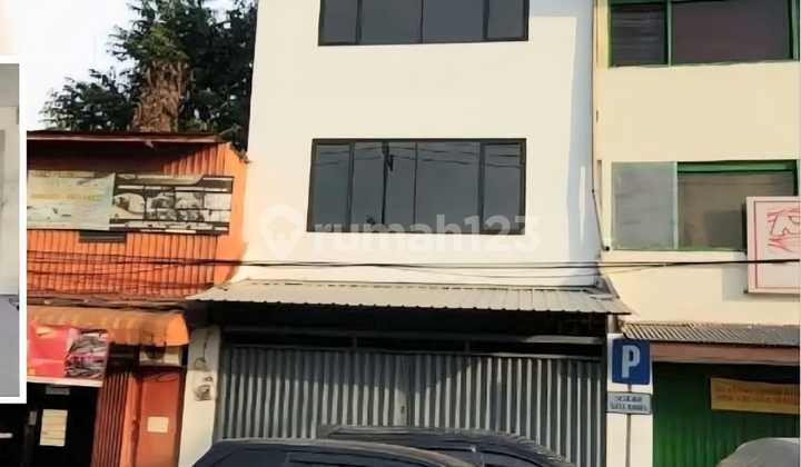 For Sale: 3-Story Shop House in Surabaya City Center, Peneleh Street 1
