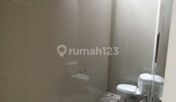 Baru Gress Dijual Rumah Wiyung Babatan Surabaya Barat 2 Lantai 2