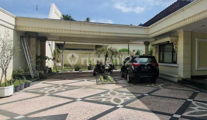 Dijual Rumah Mewah Jalan Raya Jemur Andayani Surabaya M Cocok untuk Komersial 1