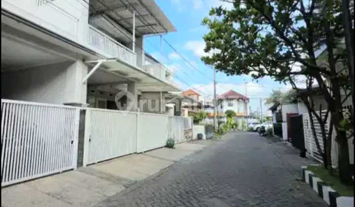 Full Furnish Dijual Rumah Wiyung Babatan Pratama 2 Lantai 2