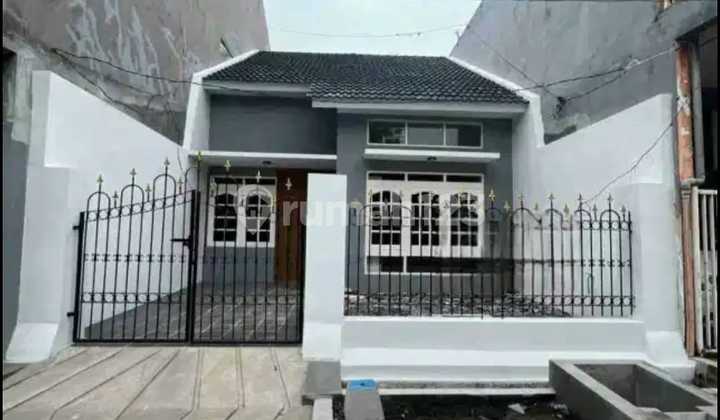 For Sale Minimalist House Kutisari Indah South Surabaya For Sale Minimalist House Kutisari Indah South Surabaya