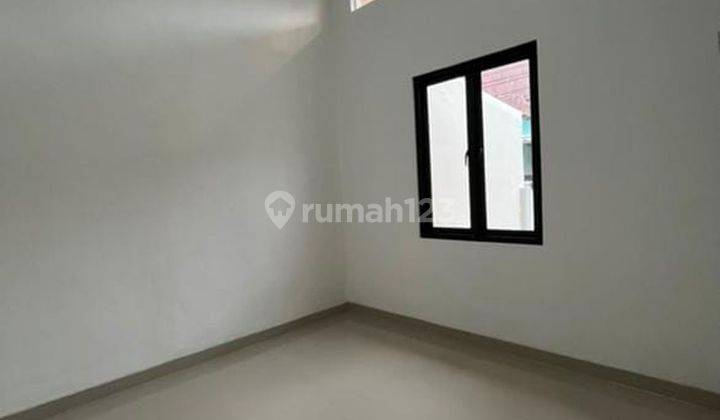 Rumah Minimalis Siap Renov 15 Menit ke Stasiun Bekasi Bebas Banjir J31390 2