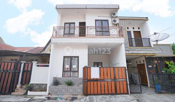 Rumah 2 Lantai SHM 9 Menit ke Gerbang Tol Nagrak Harga All In Nego J-19739 1