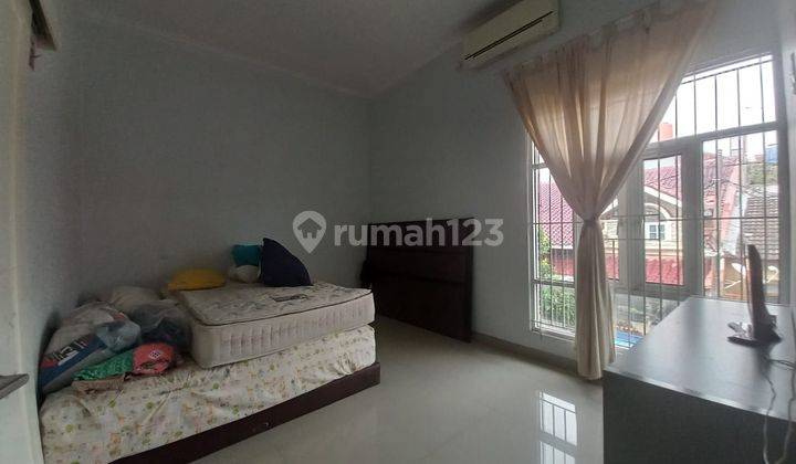 Rumah 2 Lt SHM LT 182 7 Mnt ke LRT Jatibening Baru Bekasi Dibantu KPR  J22454 2