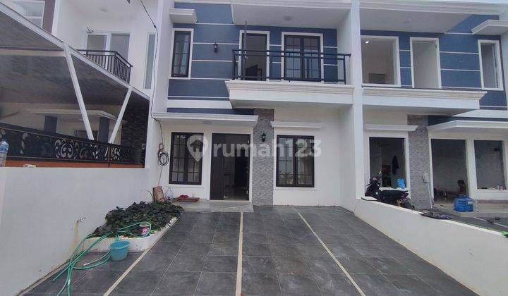 Rumah Hadap Timur 14 Menit ke Stasiun Cibinong SHM Dibantu KPR J34093 1
