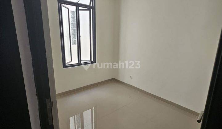 Rumah 15 Menit ke Bintaro Jaya Xchange Mal SHM Bisa Nego J30261 2