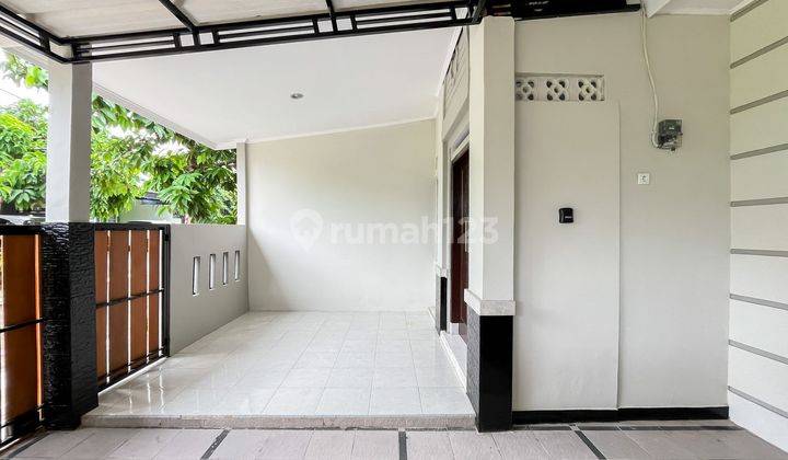 Rumah Modern Gratis Renov 10 Mnt ke Stasiun Depok Siap Huni J22246 2