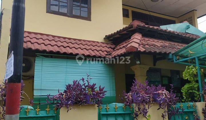 Rumah SHM Selangkah ke Alia Hospital Jakarta Timur Dibantu KPR J23951 1