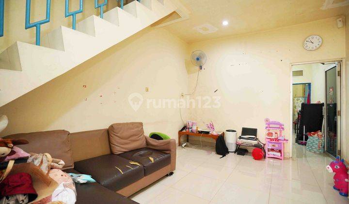 Rumah Hadap Selatan 10 Menit ke Mall Daan Mogot Cengkareng SHM Siap KPR J24469 2