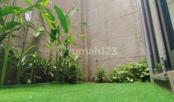 Flood-Free House in South Jakarta