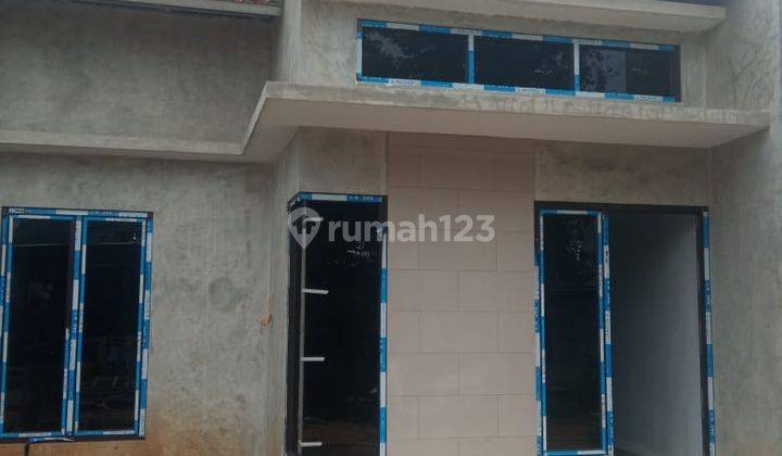 Rumah SHM Jatibening, Bekasi dekat LRT pintu tol 1
