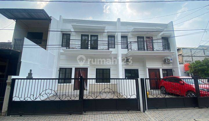 Rumah Mewah 2 Lantai di Pinggir Jalan Jatimakmur Pondok Gede Bekasi 1