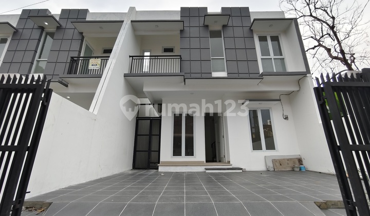 Rumah SHM Jatiwaringin, Bekasi