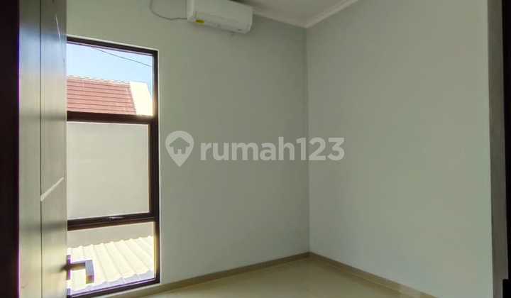 Rumah 2 lantai 3 kamar free biaya2 di kota wisata ciangsana bogor