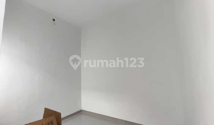 Rumah di cikunir bekasi kota 2