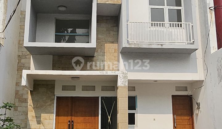 Rumah siap huni bebas banjir lokasi strategis di caman kalimalang 1