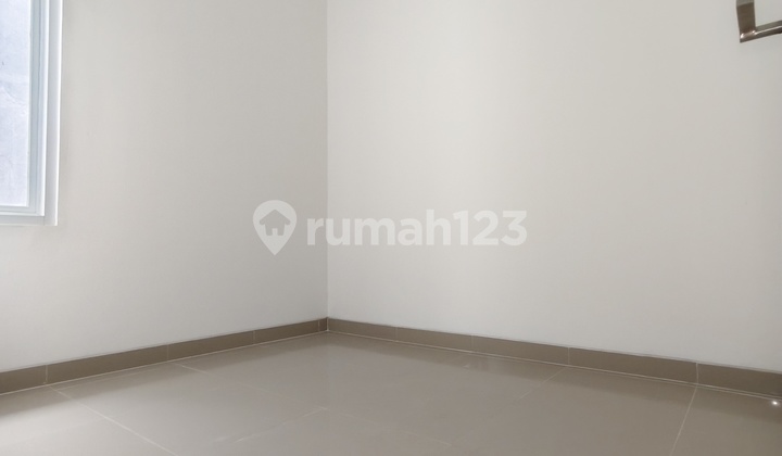 Rumah SHM Jatiwaringin, Bekasi 2