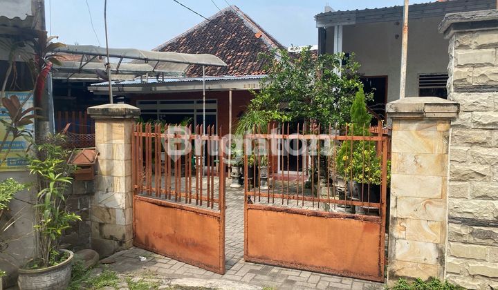 RUMAH MELAWAI-TELKOM KAPUAS RUMAH MELAWAI-TELKOM KAPUAS