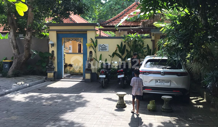 For Rent: Guest House with 8 Rooms in Sanur