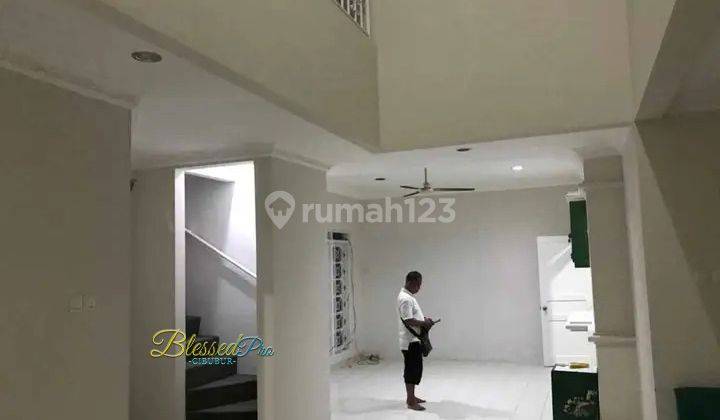 Dijual Rumah Modern, Cluster Depan Kota Wisata 2