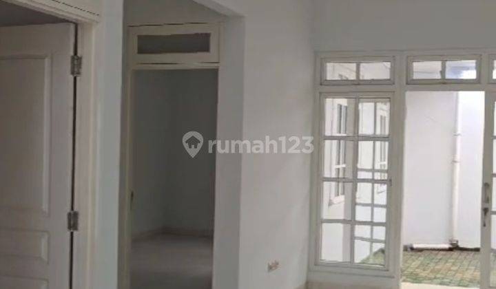 Rumah Cantik Luas 1 Lt Rapih Dan.siap Huni Citra Grand Cibubur 2