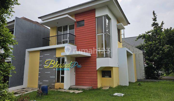 Dijual Rumah Modern 2 Lantai, Cluster Dpn Kota Wisata 2