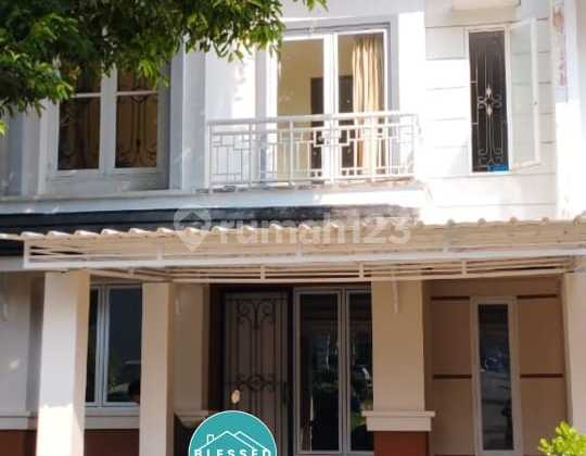 Dijual Rumah Modern Bagus. Cluster Depan, Kota Wisata